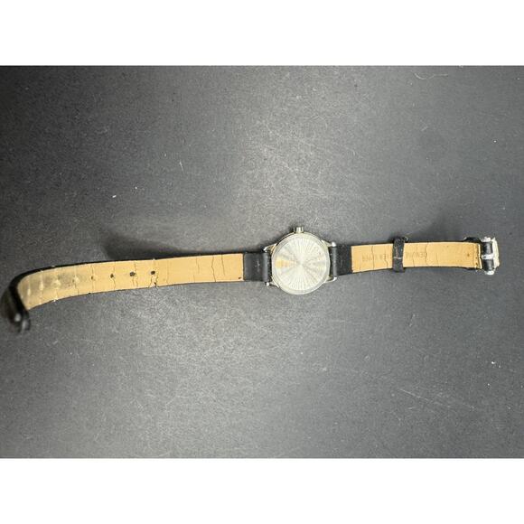 Vintage Timex Indiglo Women's Easy Reader WR 30M Black Strap Date Watch 25mm - Picture 7 of 10